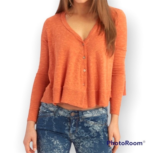 Free People Sweaters - Free People Sparrow linen/cotton blend button Down washed Ora Cardigan